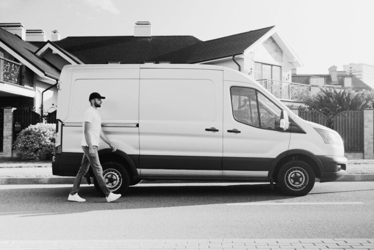 Dachluke im Kastenwagen undicht nach Regen