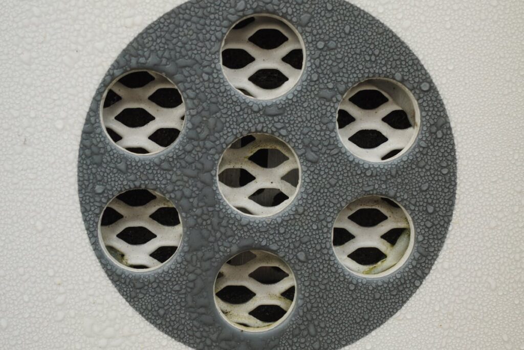 Duschablauf im Wohnwagen verstopft regelmäßig