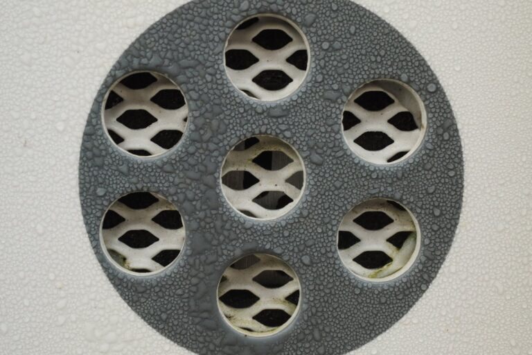 Duschablauf im Wohnwagen verstopft regelmäßig